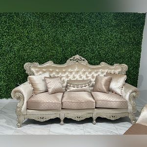 LUX, REGAL, VELVET, ITALIAN
FURNITURE